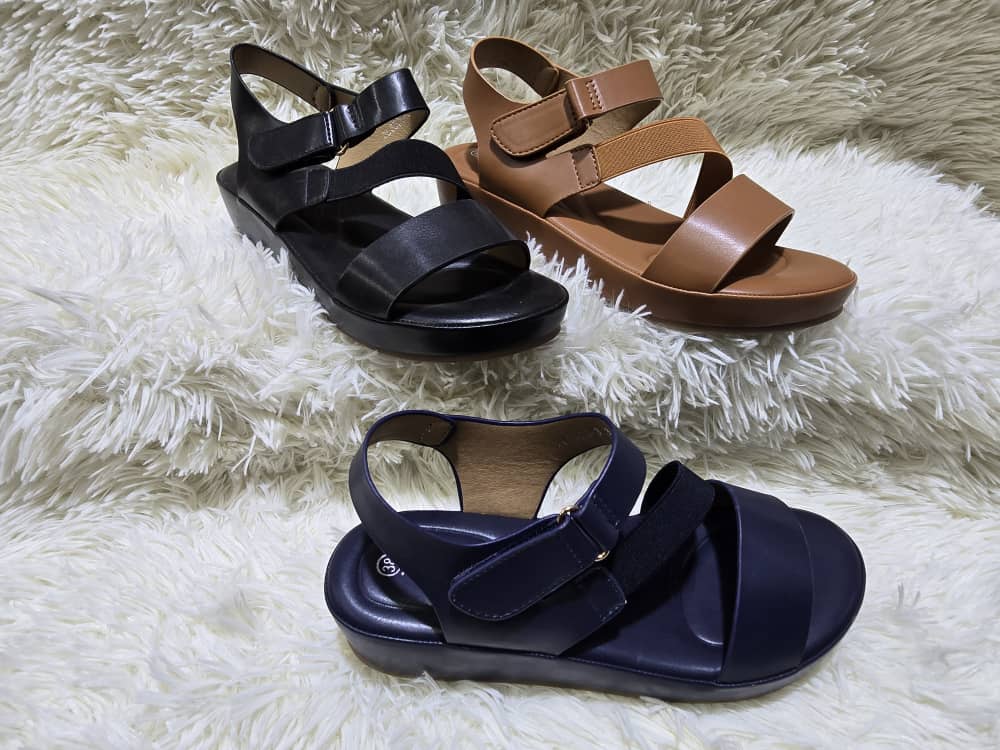 chaussure fermée pour femmes